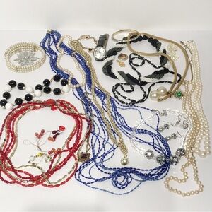 Vintage Antique Estate Jewelry Lot Including Necklaces Bracelets Earrings